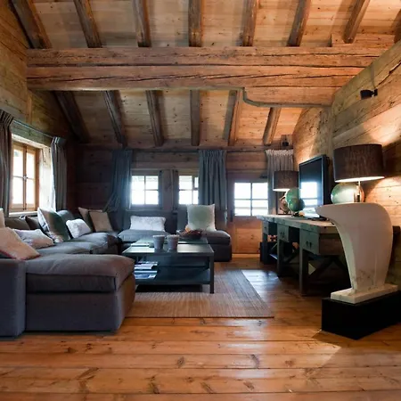 Vila Luxurious 5-bedroom Chalet Overlooking Verbier